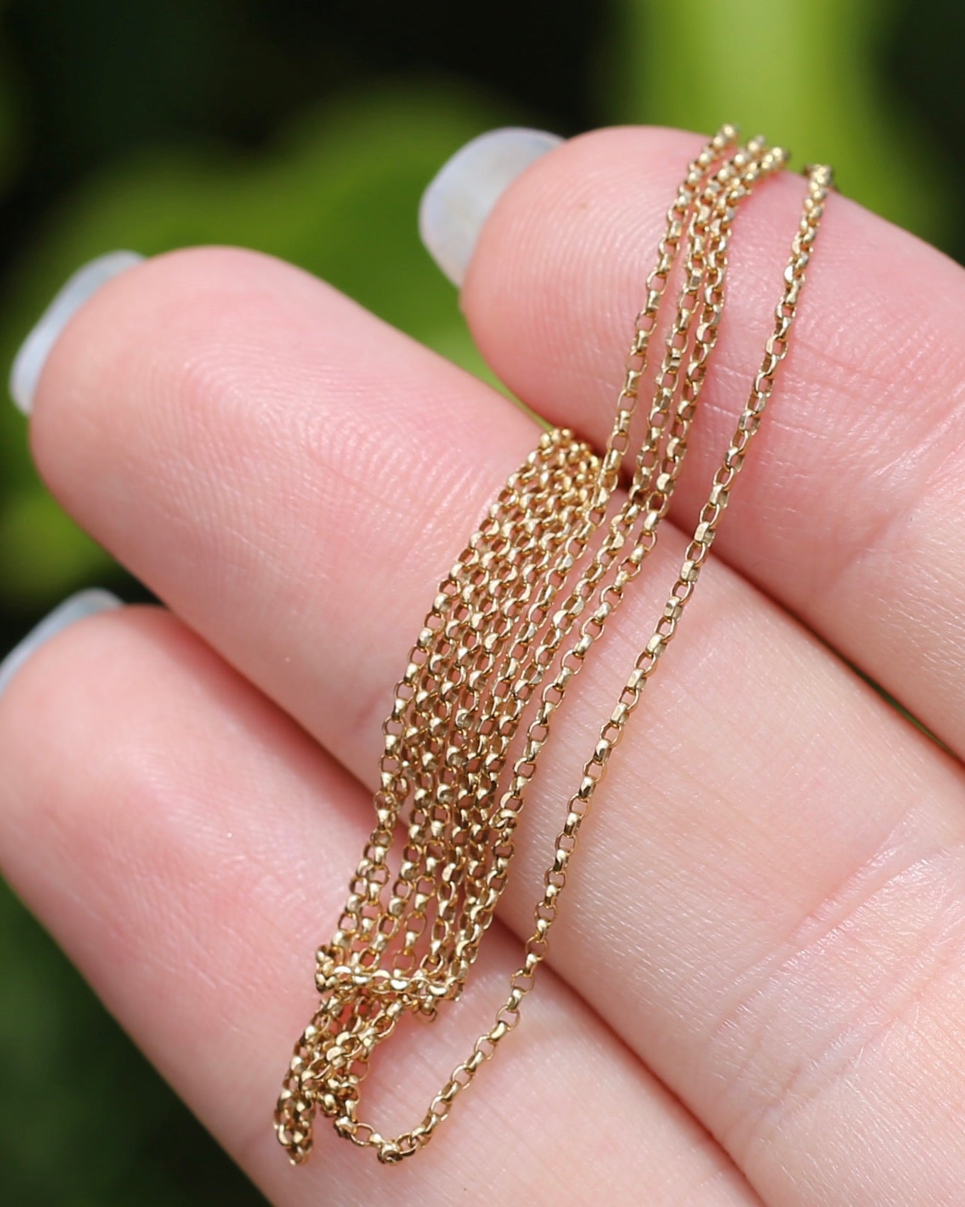 Italian Made 14ct Delicate Belcher Chain, 14ct Yellow Gold, 48.5cm or just over 19 inches, 1.82g