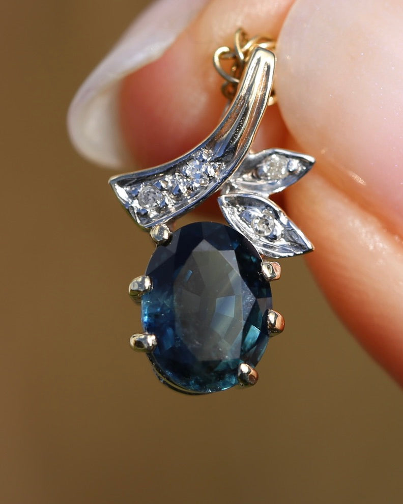 Approx 1.2ct Natural Sapphire and Single Cut Diamond Pendant, 1.1g
