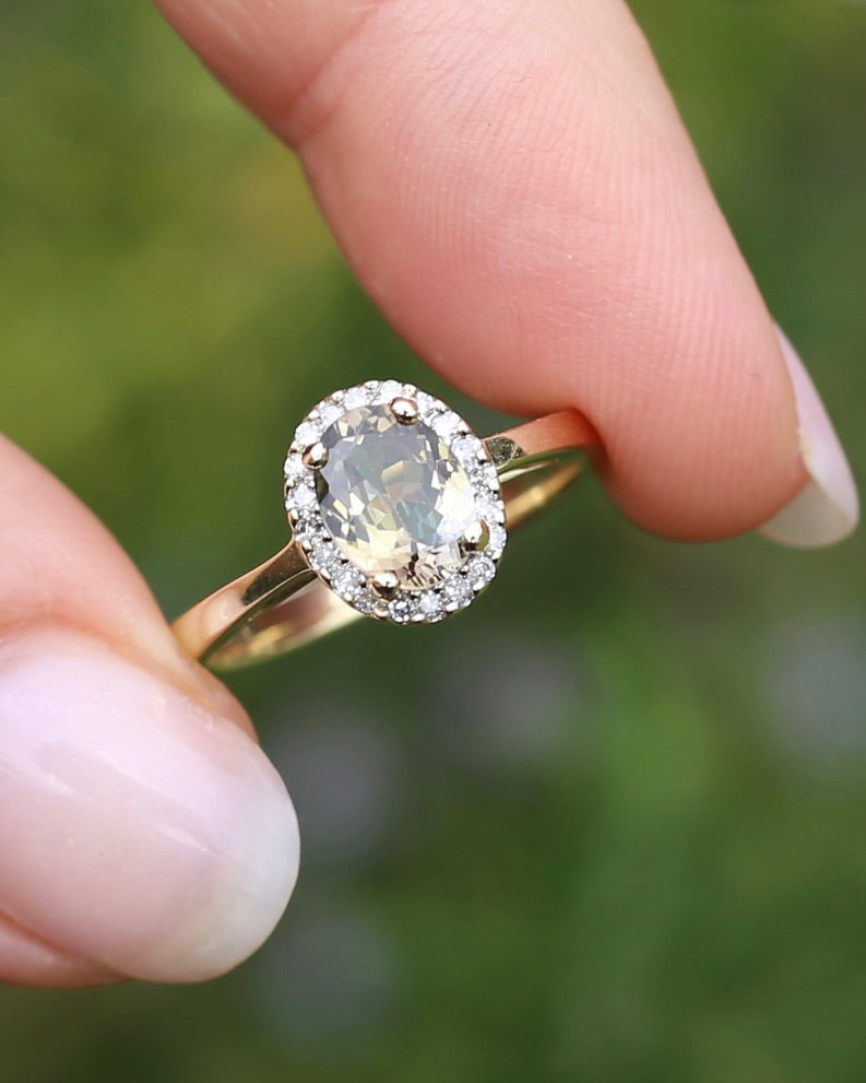 1.2ct Unheated Natural Golden Tanzanite in Diamond Halo, 10ct Yellow Gold, size O1/2 or just over 7.25, 3.0g
