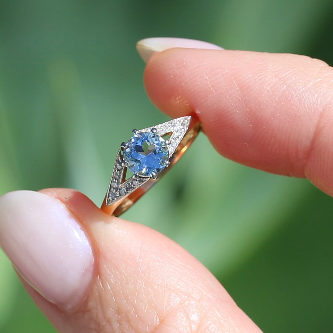 Pristine Early Australian 1930s Dunklings Blue Zircon & Diamond RIng, size L or just over 5.5