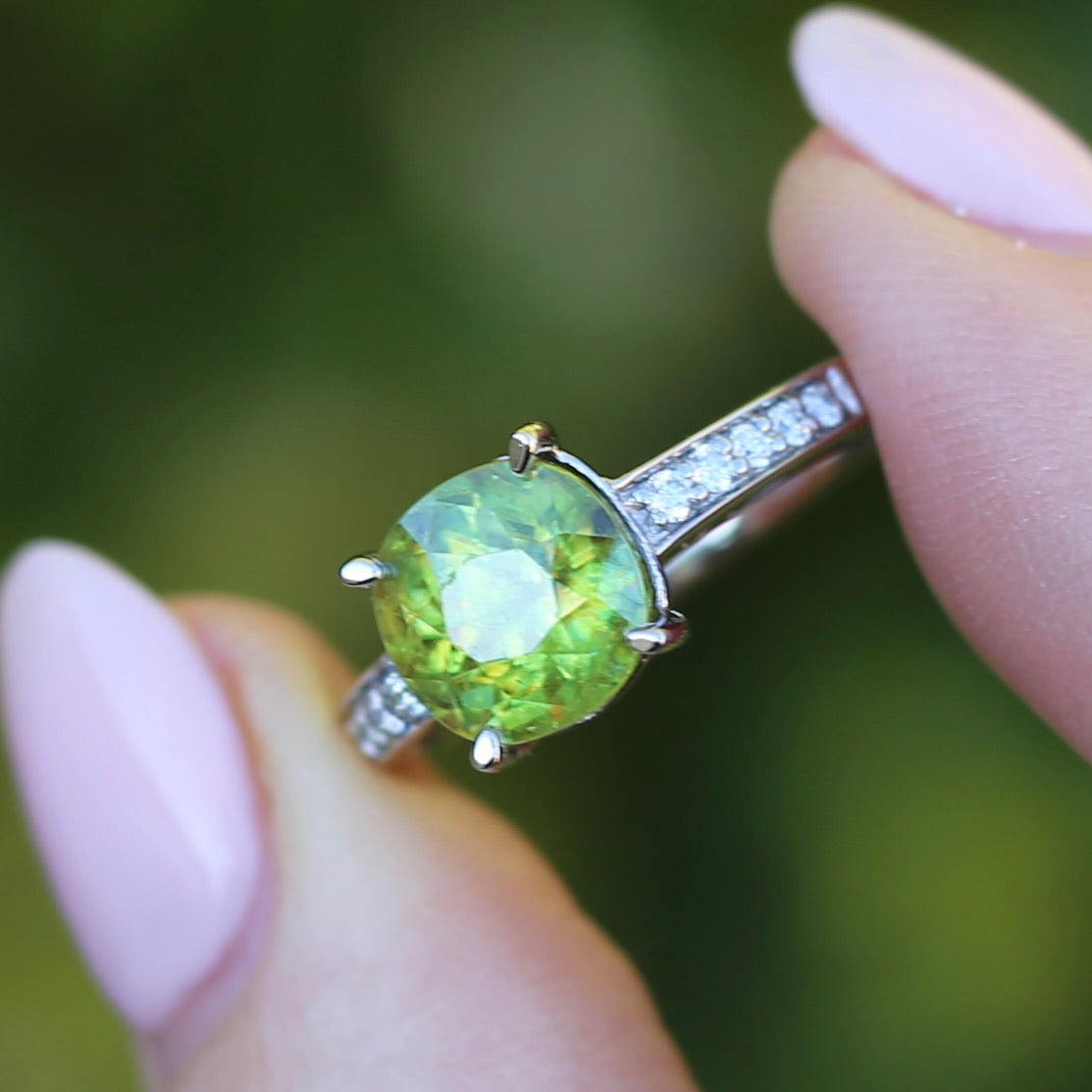 4.11ct Green Zircon and Diamond Ring, 14ct White Gold, size N1/2 or 7, with valuation