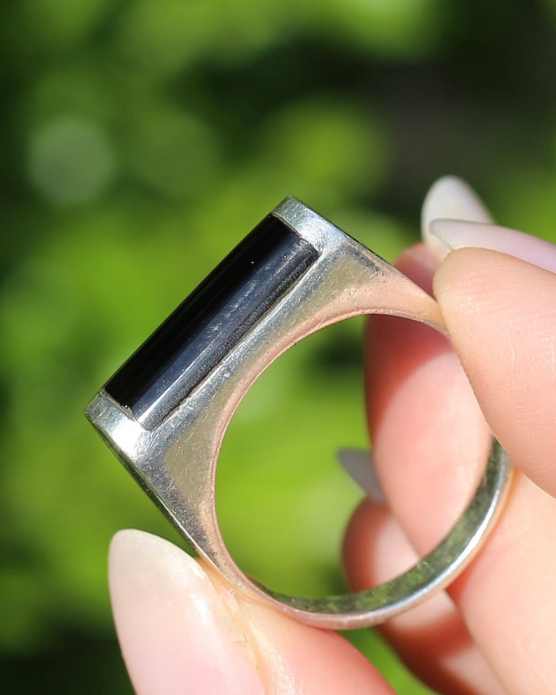 Curved Onyx and Silver Ring, Sterling Silver, Size V1/2 or 10.75, 8.4g