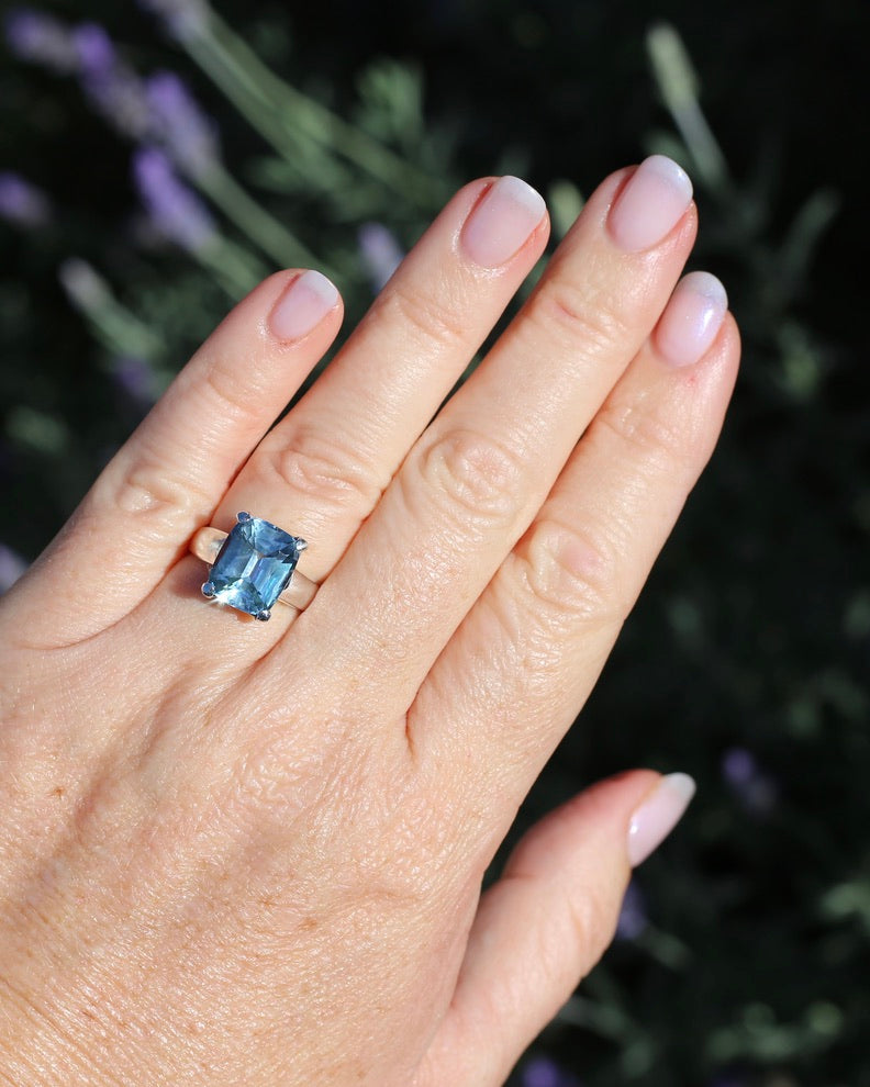 5ct Cushion Cut Natural Blue Topaz Ring, Sterling Silver, size N or 6.75, 5.02g