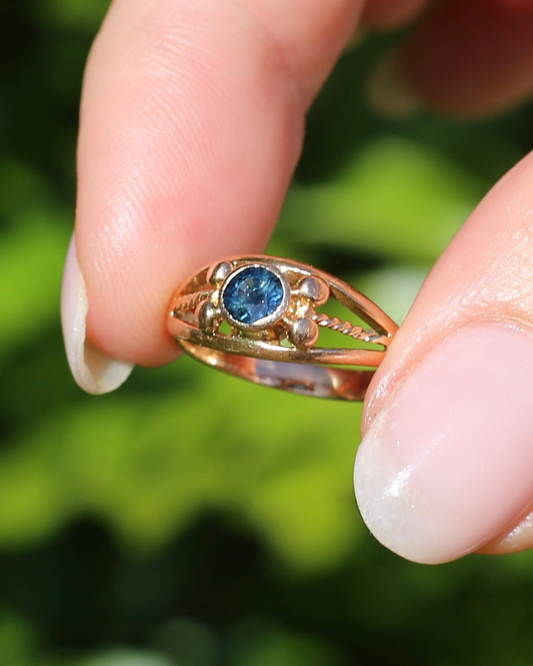 Bezel Set Blue Sapphire in Rose Gold Ring, 9ct Rose Gold, size K or 5.5, 2.30g