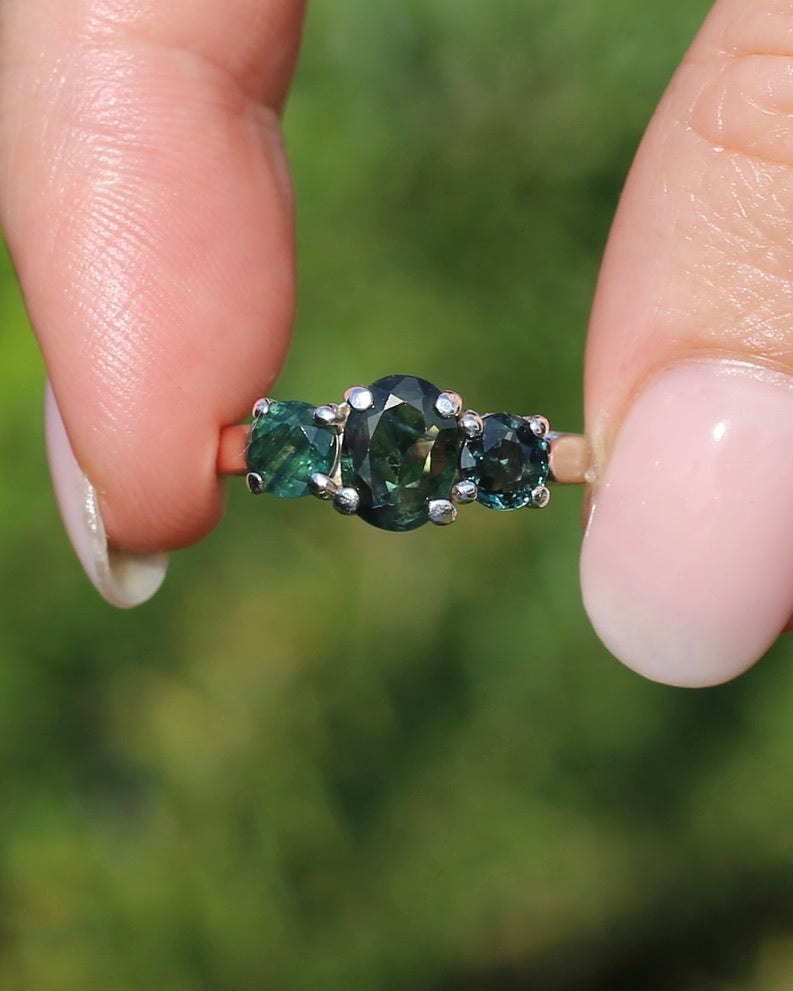 2.38ct Australian Sapphire Trilogy, Sterling Silver, size N1/2 or 7, 3.6g