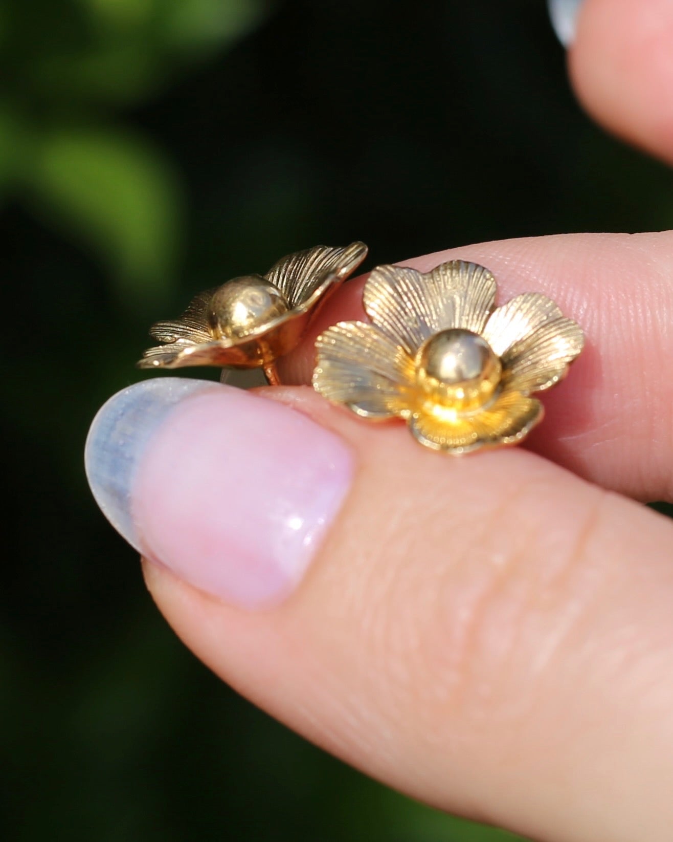 Vintage 1950s Large Floral Earring Studs, 9ct Gold (14K butterflies), Birmingham Made, 3.27g