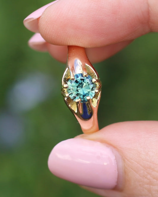 Early Australian Antique Circa 1910 1.4ct Parti Sapphire in 15ct Gold Belcher, 15ct Yellow Gold, size V1/2 or 10.75, 3.75g, with valuation