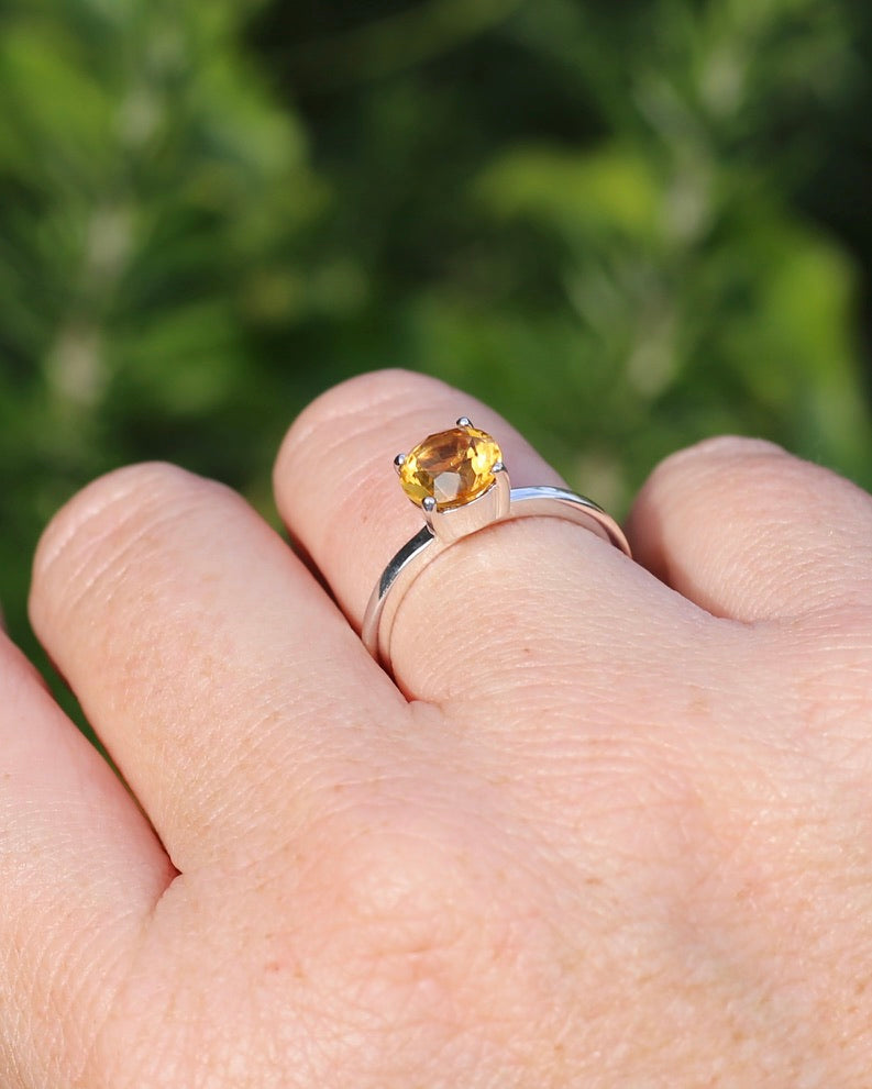 Vibrant Orange Citrine Ring, Sterling Silver, size P or 7.5, 3.1g