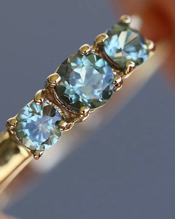 Natural Turquoise-Meets-Sage-Green Parti Trilogy, Claw Set 9ct Yellow Gold, size O1/2 or just over 7.25, 2.16g
