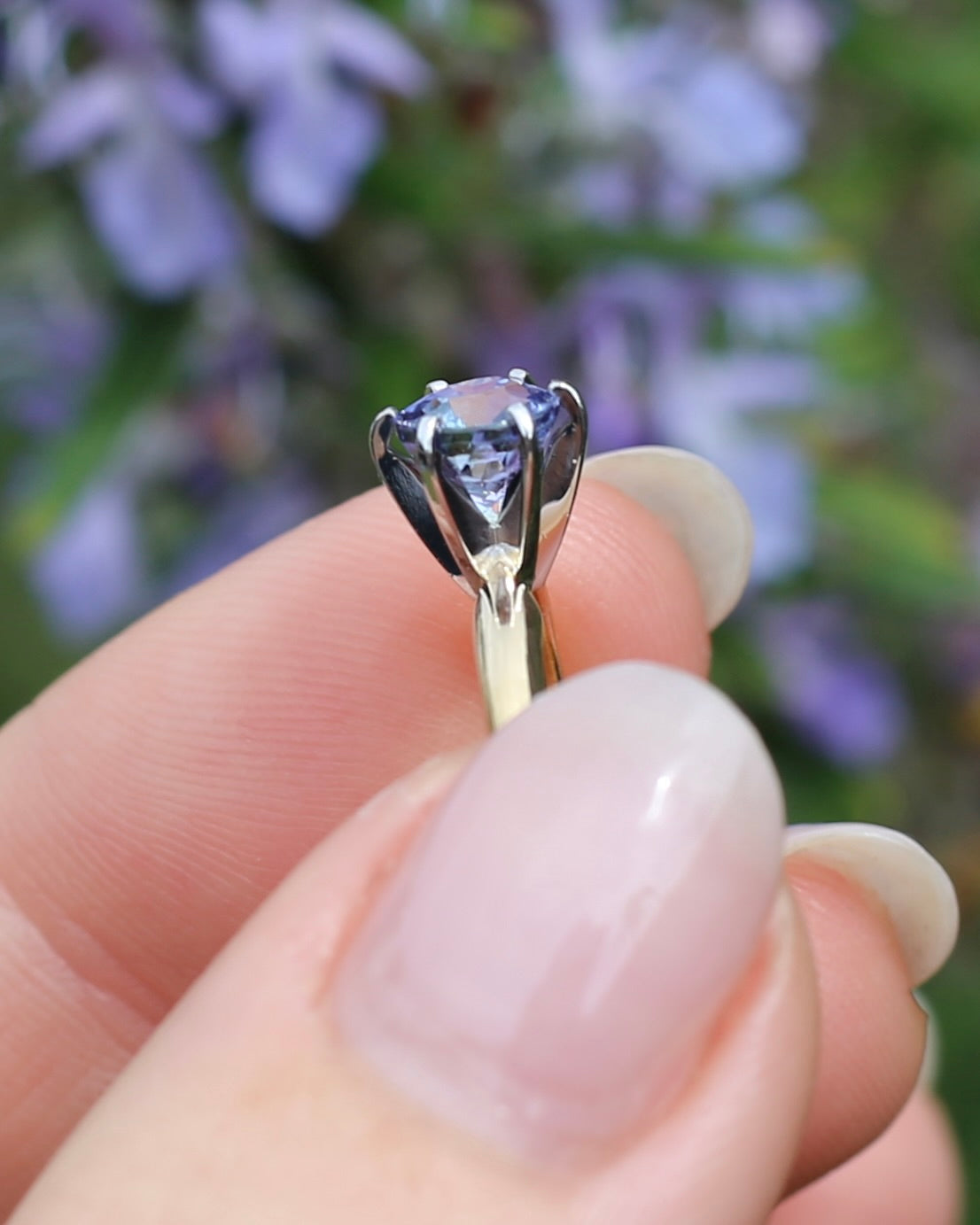 6mm Tanzanite Round Solitaire, 14ct Yellow and White Gold, size N1/2 or 7, 2.57g