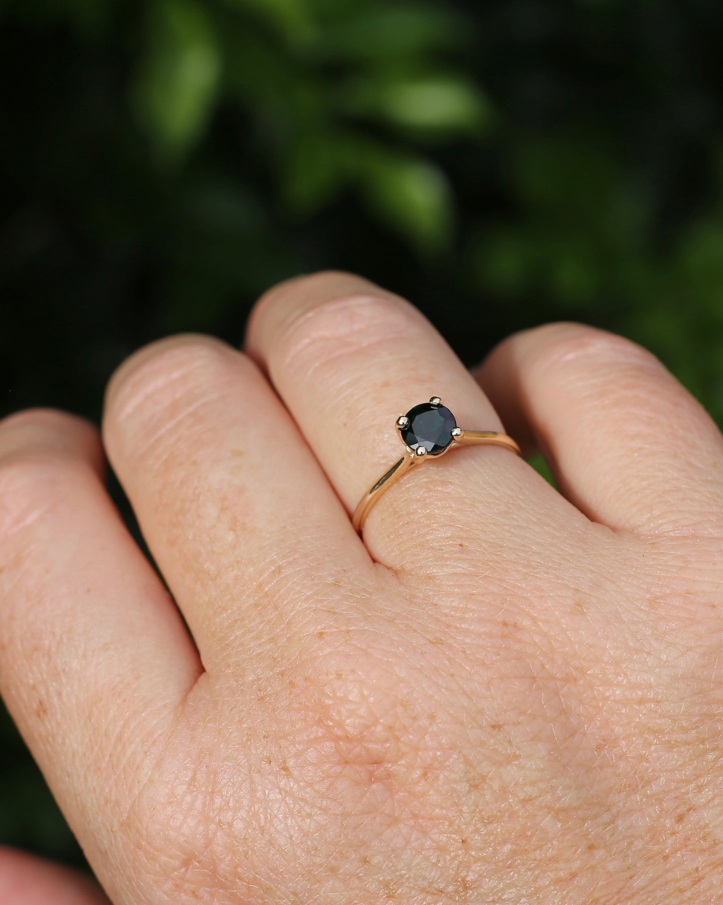 0.72ct Natural Dark Green Tsavorite Garnet, 10ct Yellow Gold, size P or 7.75, 1.53g