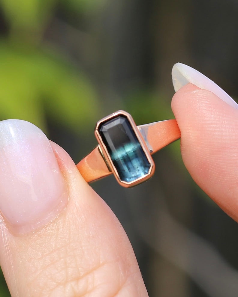 Bezel Set Bi-colour Tourmaline in Rose Gold, 9ct Rose Gold, size P or 7.75, 4.35g