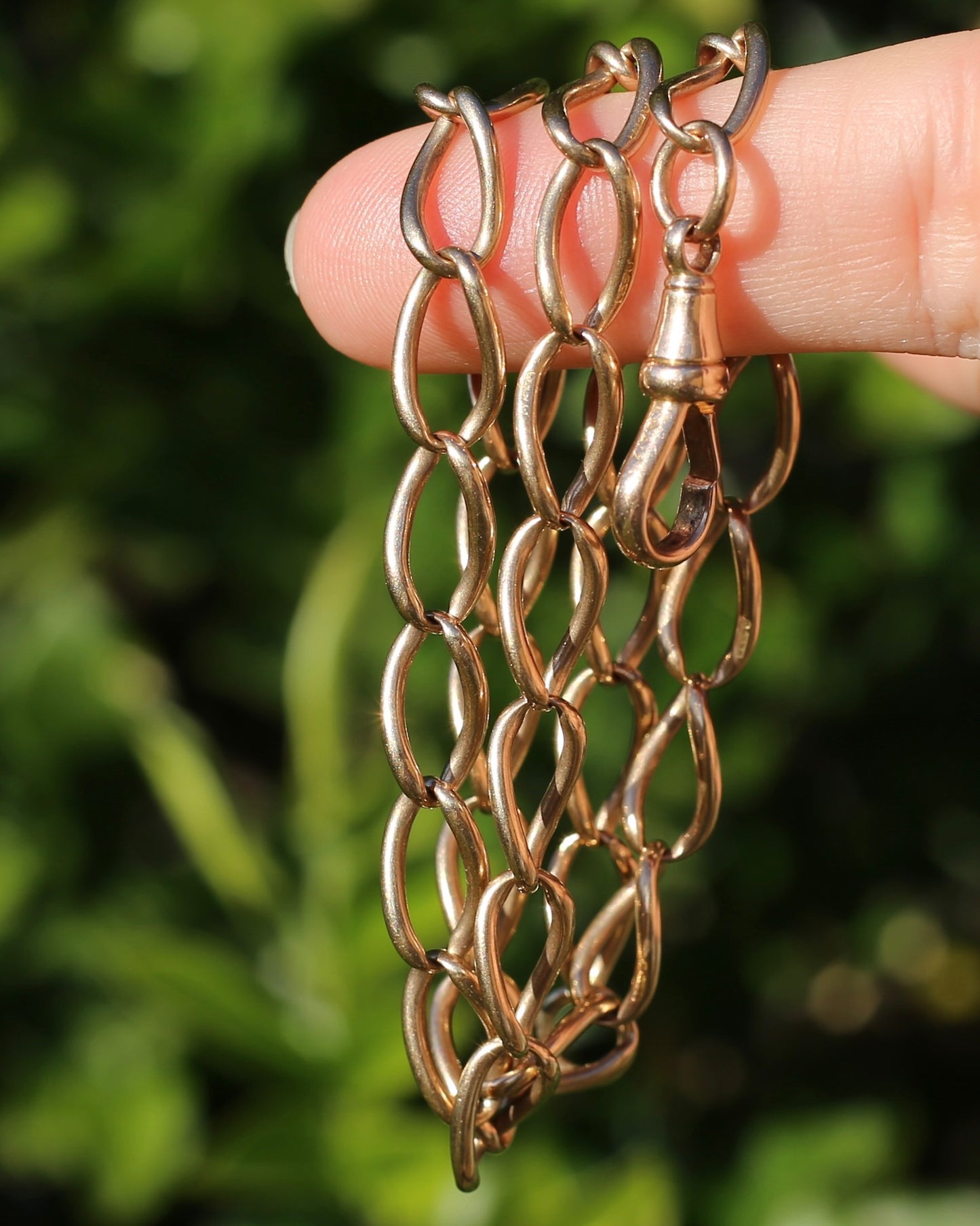 Old Rosey Gold Wide Oval Hallmark Linked Chain with Single Albert Clasp, 20.25g, 16 Inches or 41cm