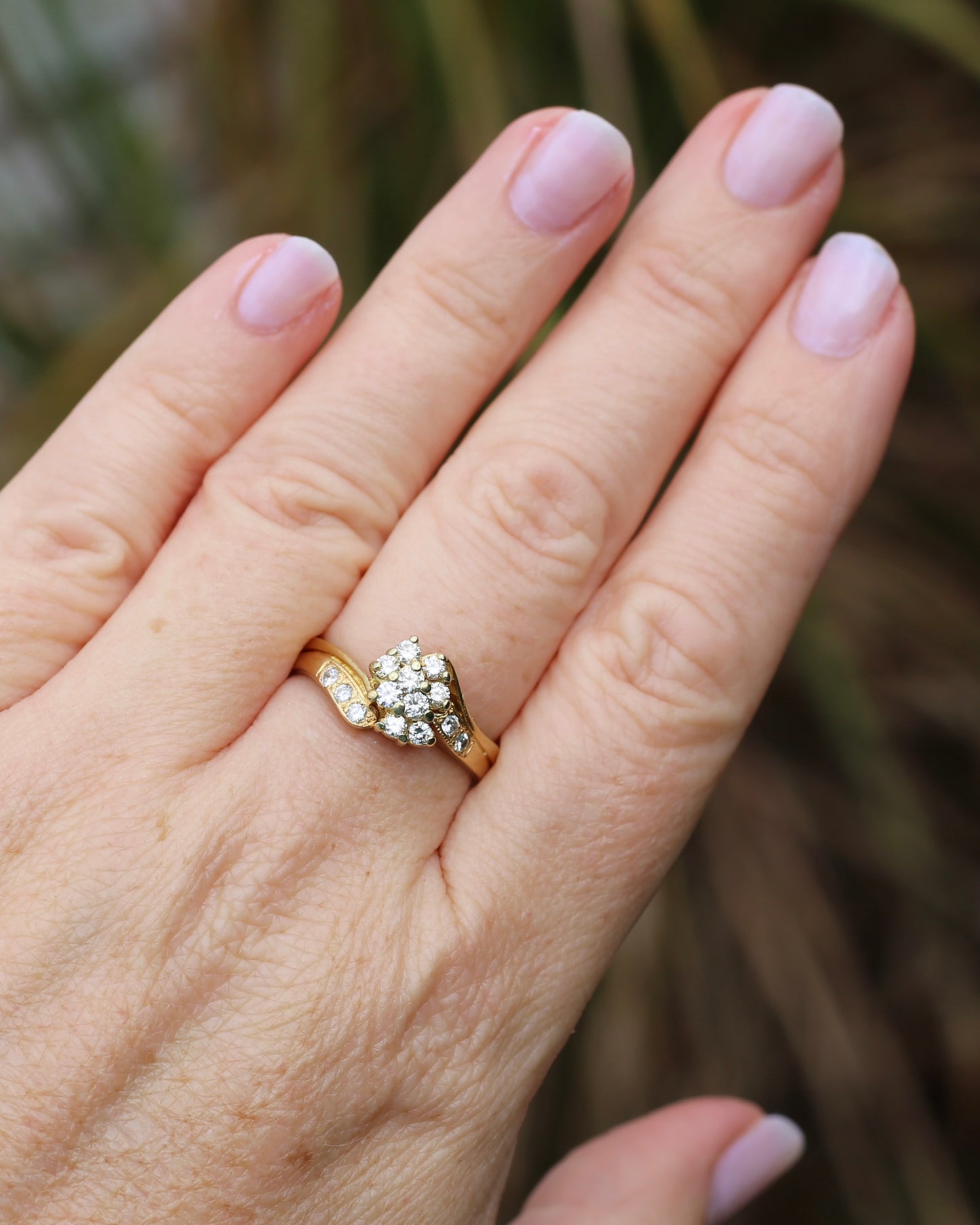 Circa 1970s Transitonal Brilliant Cut Diamond Ring, 18ct Yellow Gold Cluster Ring, size S or 9, 6.4g, with valuation
