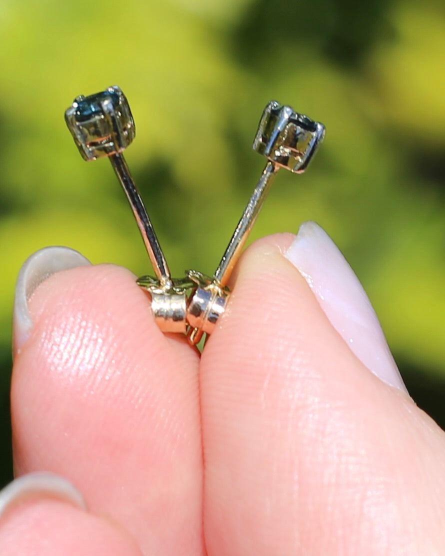 3.4mm 0.35ct combined Vibrant Blue Natural Spinel Studs, 9ct Yellow Gold, 0.64g
