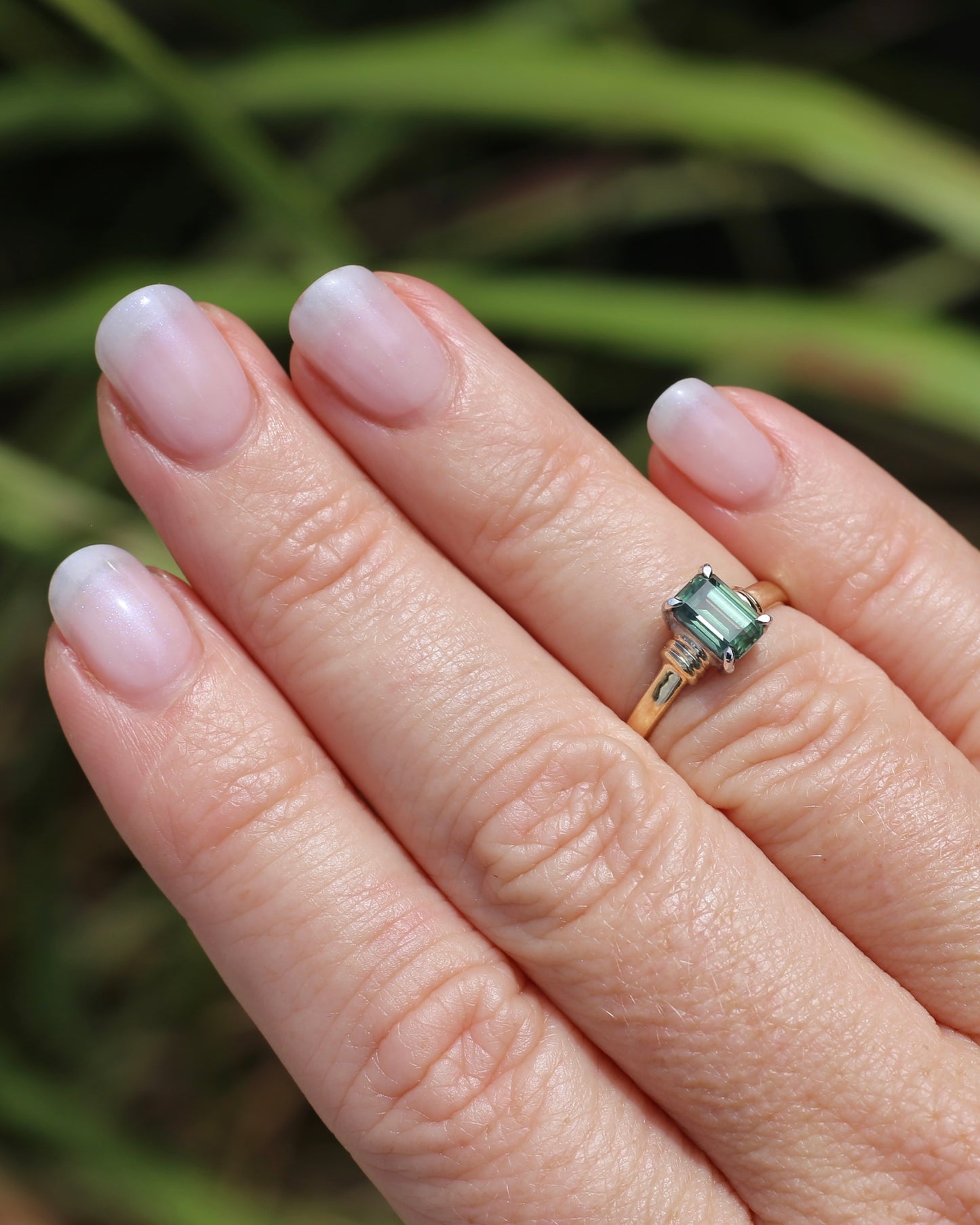 1.3ct Natural Green Emerald Cut Sapphire, 9ct White and Yellow Gold, size K1/2 or 5.5, 2.0g