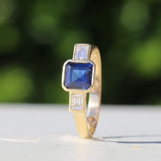 Bezel Set Sapphire and Diamond Trilogy Ring, 18ct Yellow Gold, size S or 9 (with arthritis balls)