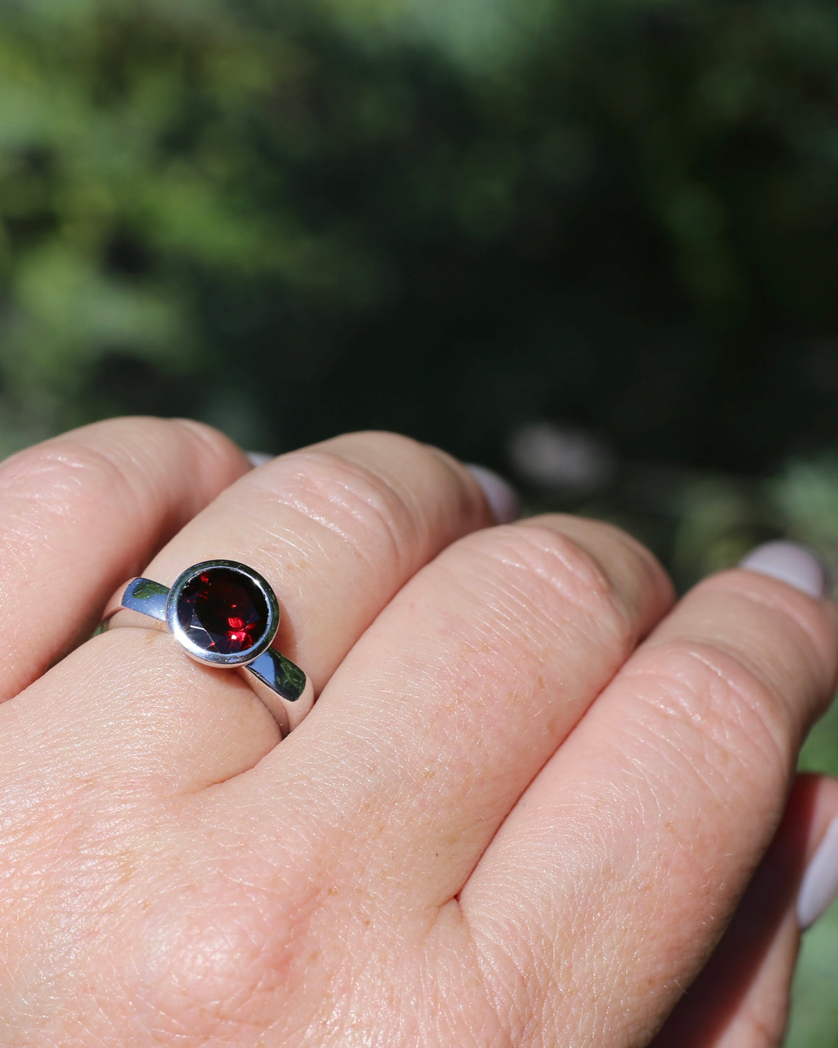 9mm Round Garnet in Bezel Set Silver Ring, Sterling Silver, size 7 or just over N1/2, 4.16g