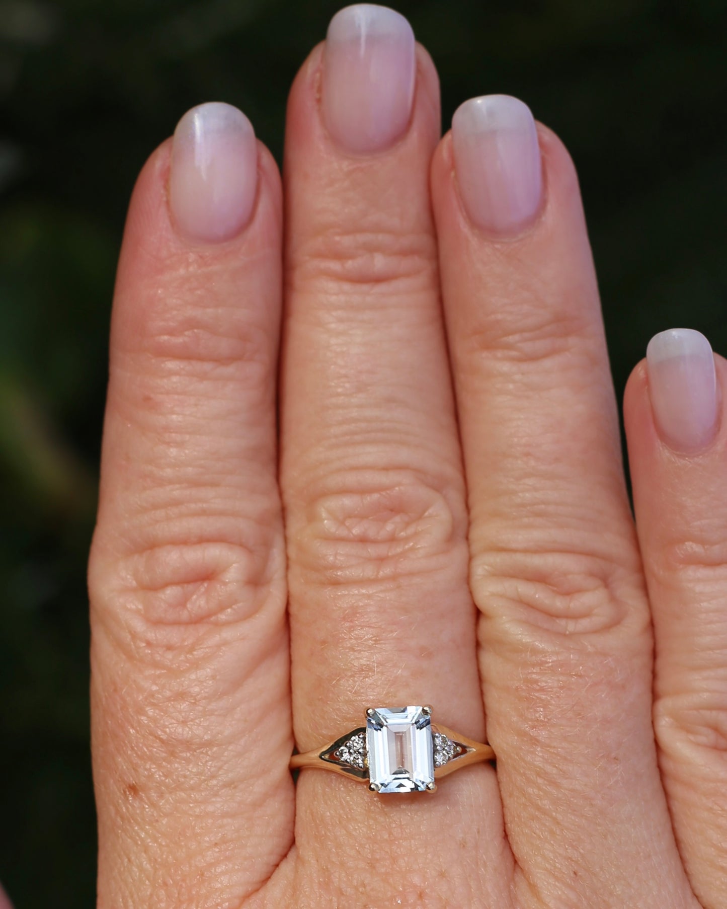 1.4ct Emerald Cut Aquamarine with Natural Diamond Set Split Shoulders, 9ct Yellow Gold, size 8 or Q, 2.31g