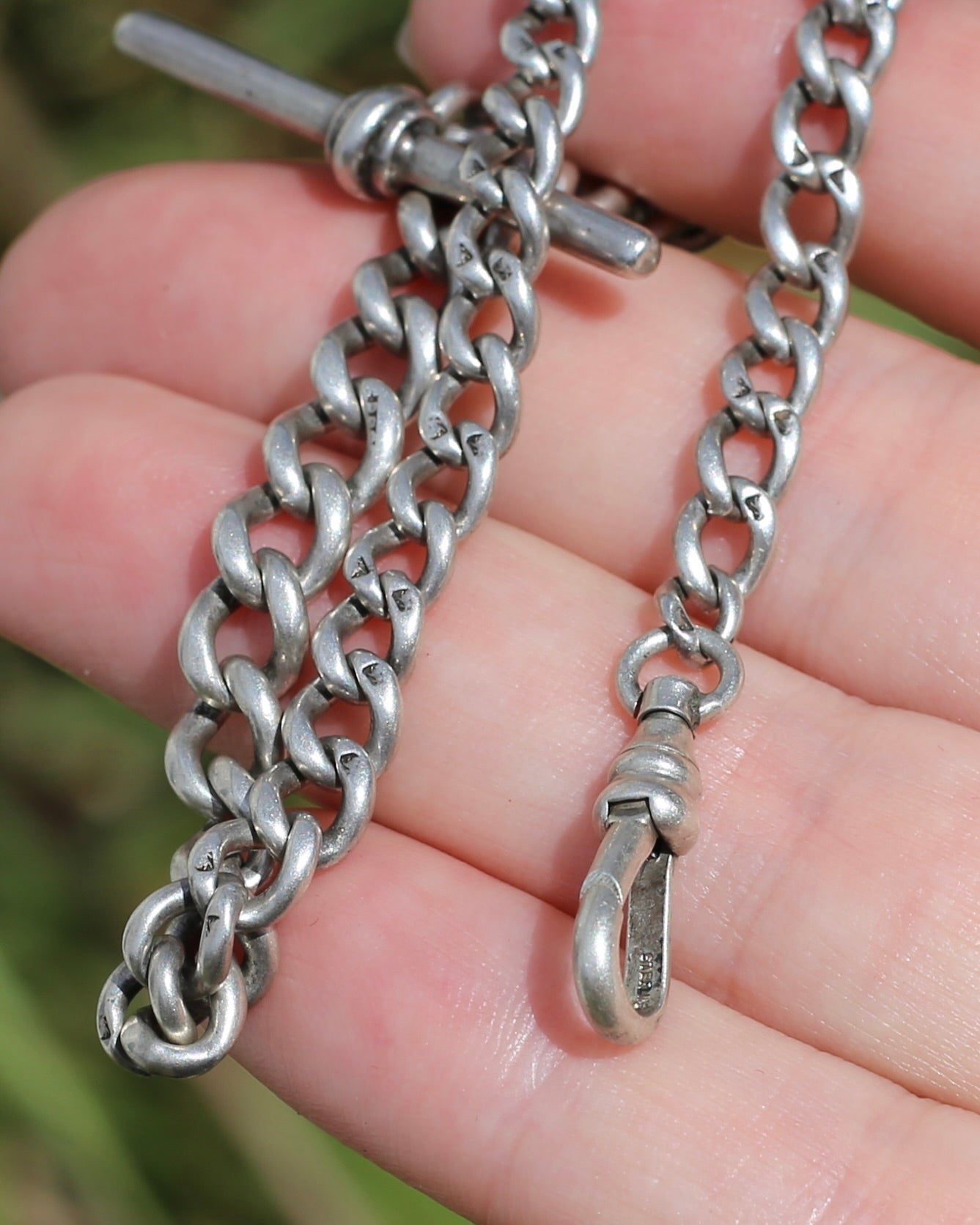 Single Graduated British Made Curb Watch Chain with T-bar and Single Albert Clasp, 19.1g, 26.5cm or 10.5 inches