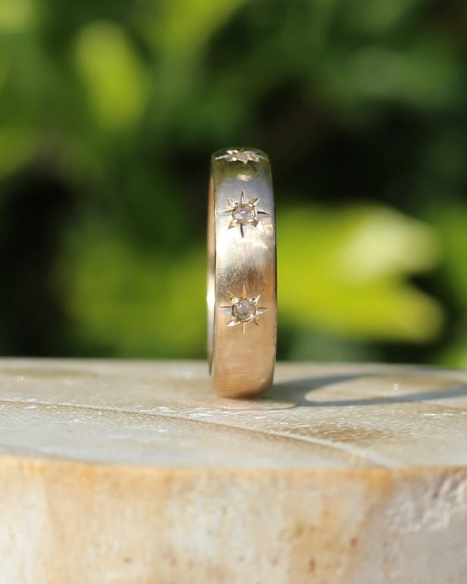 Reclaimed 9ct Yellow Gold Ring Star Set with 3 Rose Cut Diamonds, size O1/2 or 7.25 (fits about N1/2 or 7 due to width and chunk)