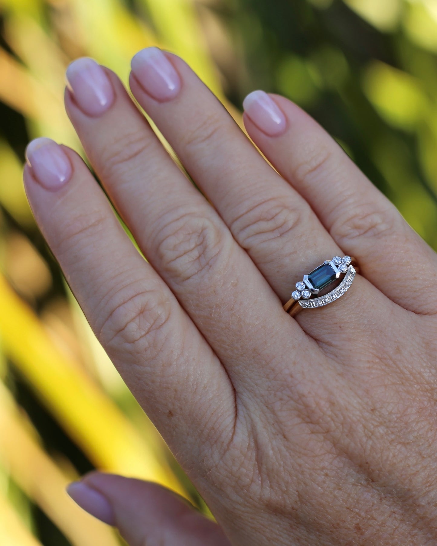 Vintique 7 Stone Single Cut Diamond & Milgrain Curved Stacker Ring, 14ct Yellow and White Gold, size P or just over 7.5, 1.49g