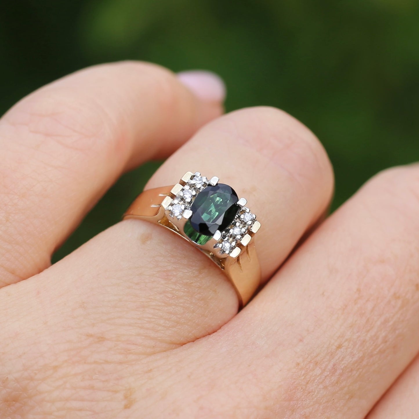 0.95ct Green Tourmaline and Diamond High Set Ring, 9ct White and Yellow Gold, size O or just over 7