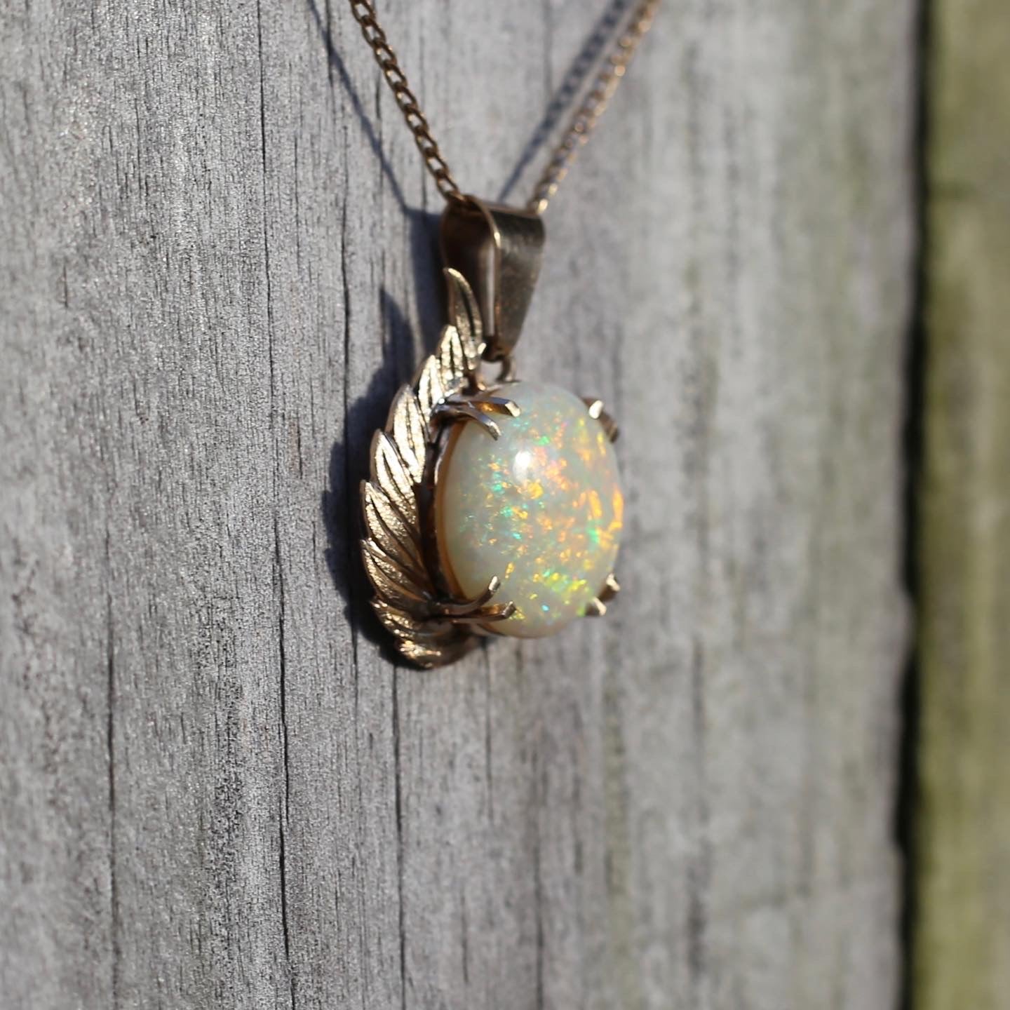 Solid White Opal and 9ct Gold Pendant, on 9ct Gold Chain, 50cm, 6g total weight