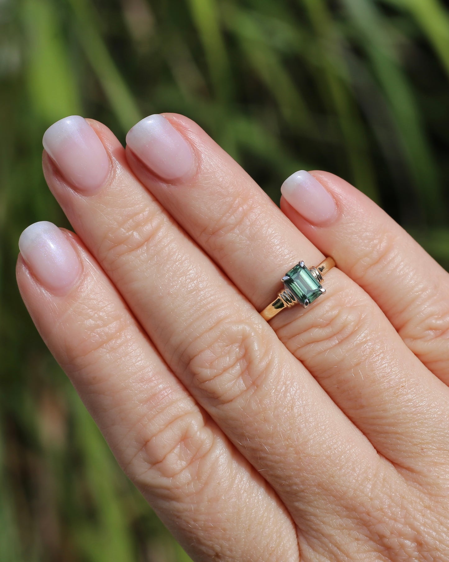 1.3ct Natural Green Emerald Cut Sapphire, 9ct White and Yellow Gold, size K1/2 or 5.5, 2.0g