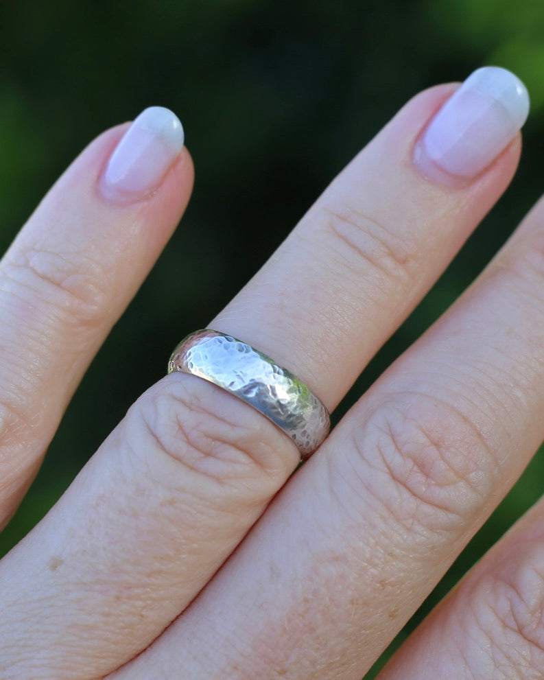 Textured, Hammered Finish Half Round Band, Sterling Silver, size L1/2 or 6 - will fit more like K1/2 or 5.5 due to width, 3.17g