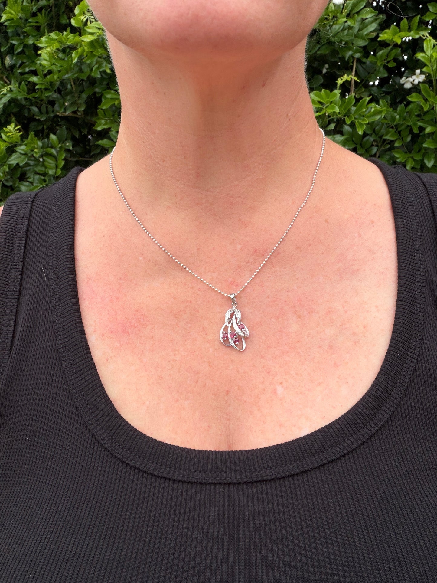 Sterling Silver Pink Sapphire/ Ruby Leaf Pendant, Sterling Silver, 2.66g