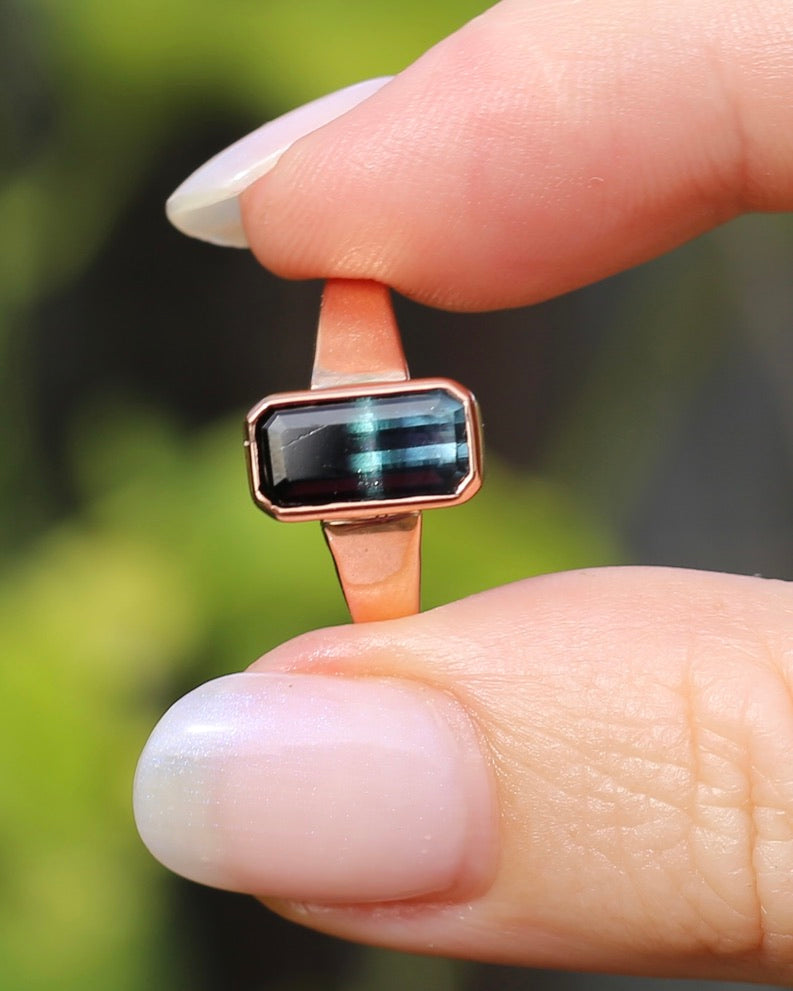 Bezel Set Bi-colour Tourmaline in Rose Gold, 9ct Rose Gold, size P or 7.75, 4.35g
