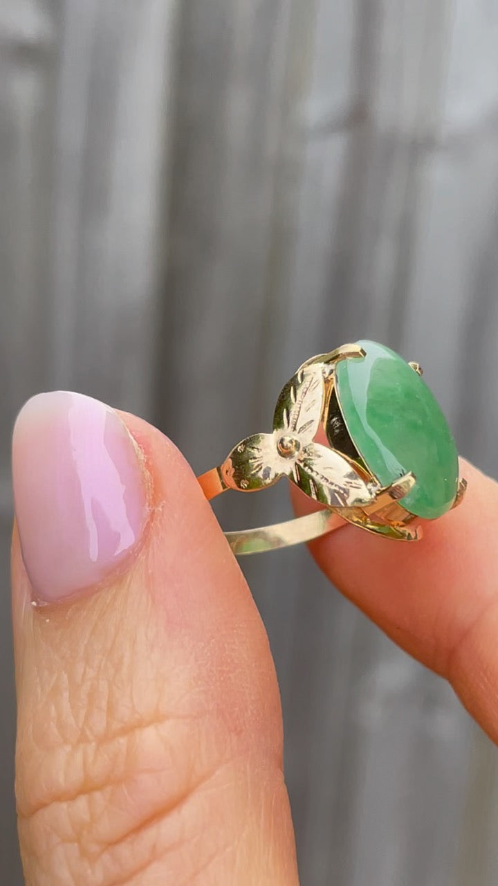 Jade cabochon deals ring