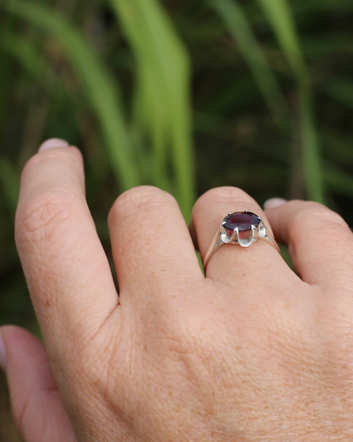 On HOLD Vintique Rhodolite Garnet Belcher Ring, Sterling Silver, size O1/2 or 7.5, 2.44g