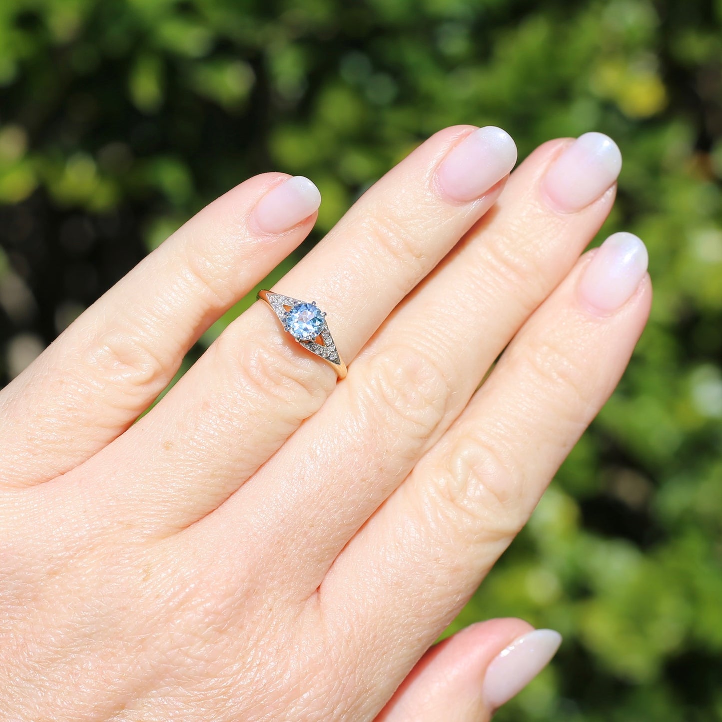 Pristine Early Australian 1930s Dunklings Blue Zircon & Diamond RIng, size L or just over 5.5