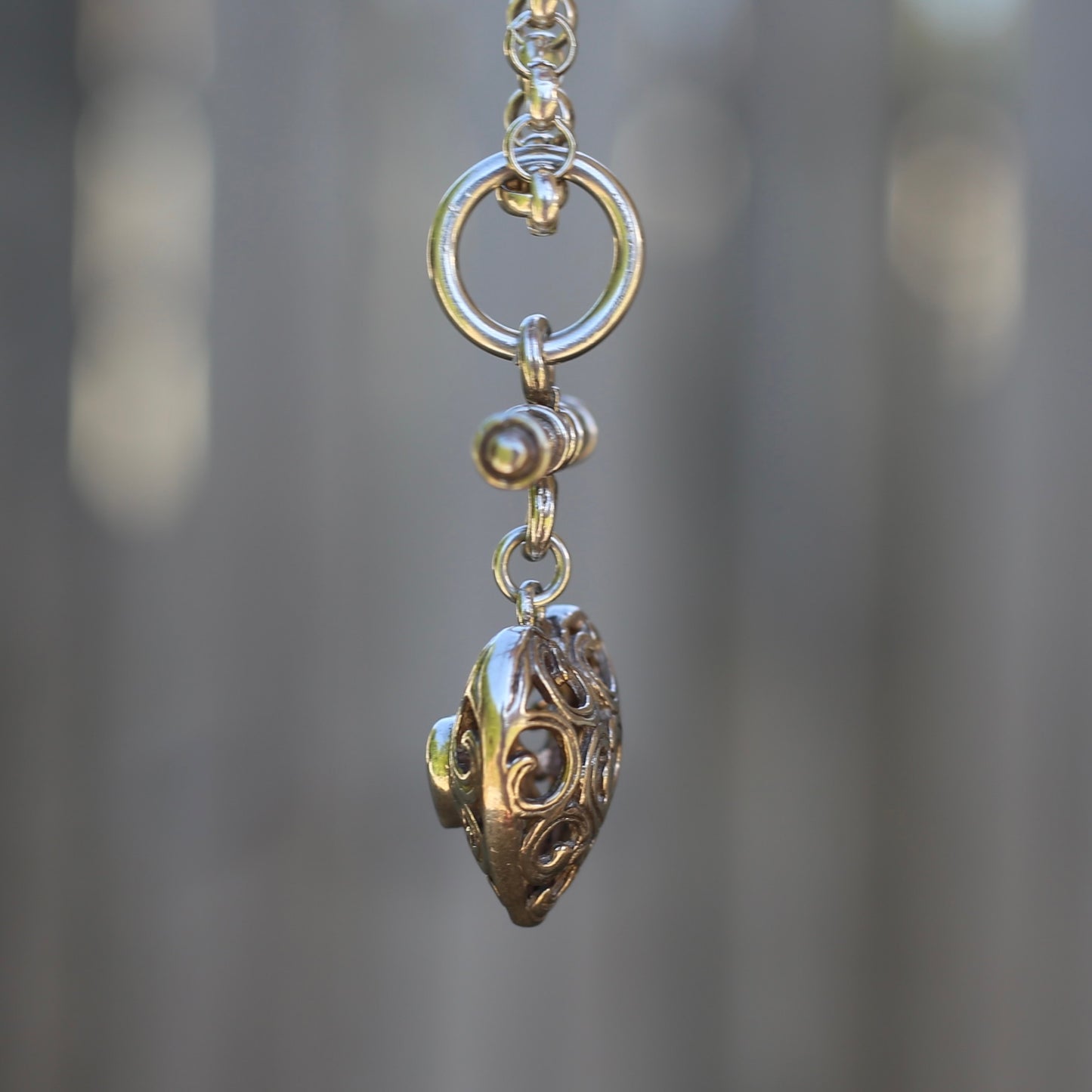 Vintage Filigree Heart Fob with Garnet stone and T-bar, 9.48g