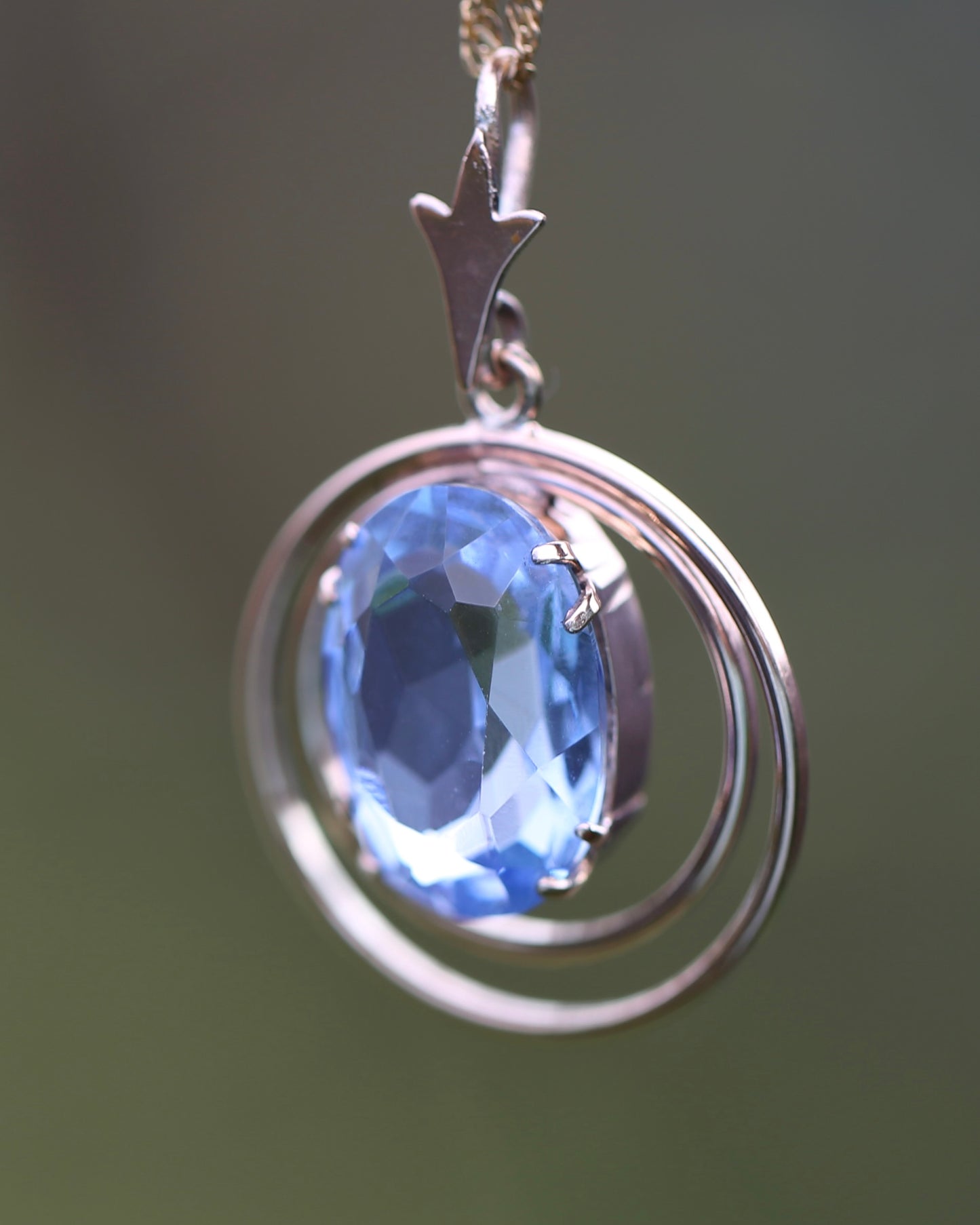 Circa 1940s Blue Glass Pendant, 9ct Old Rosey Gold, 2.35g