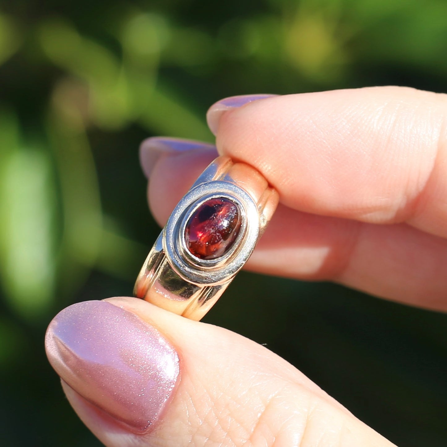 Chunky Gold East West Set Garnet Cabochon, 9ct Yellow Gold, size O1/2 or 7.5