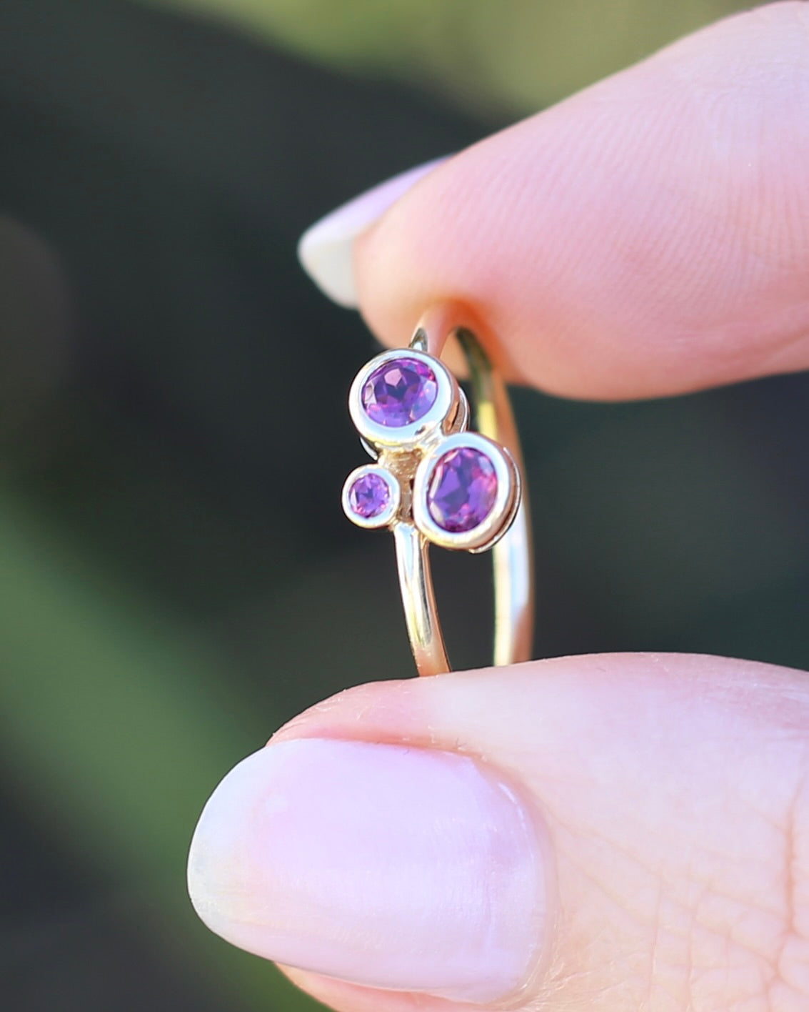 Rhodolite Garnet Three Stone Modern Bezel Set Bubble Trilogy, 9ct Yellow Gold, size O or 7.25, 1.75g