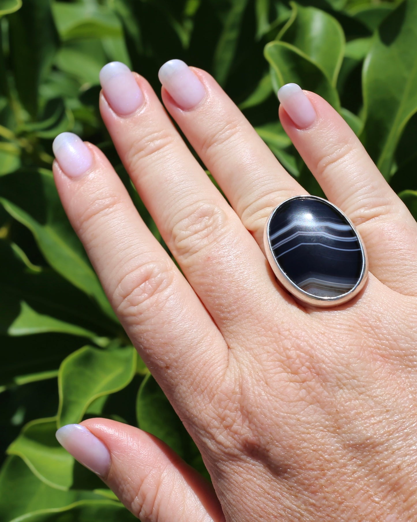 Chunky Bezel Set Natural Banded Agate Ring, Sterling Silver, size R or 8.5 (might feel half a size smaller), 19.7g