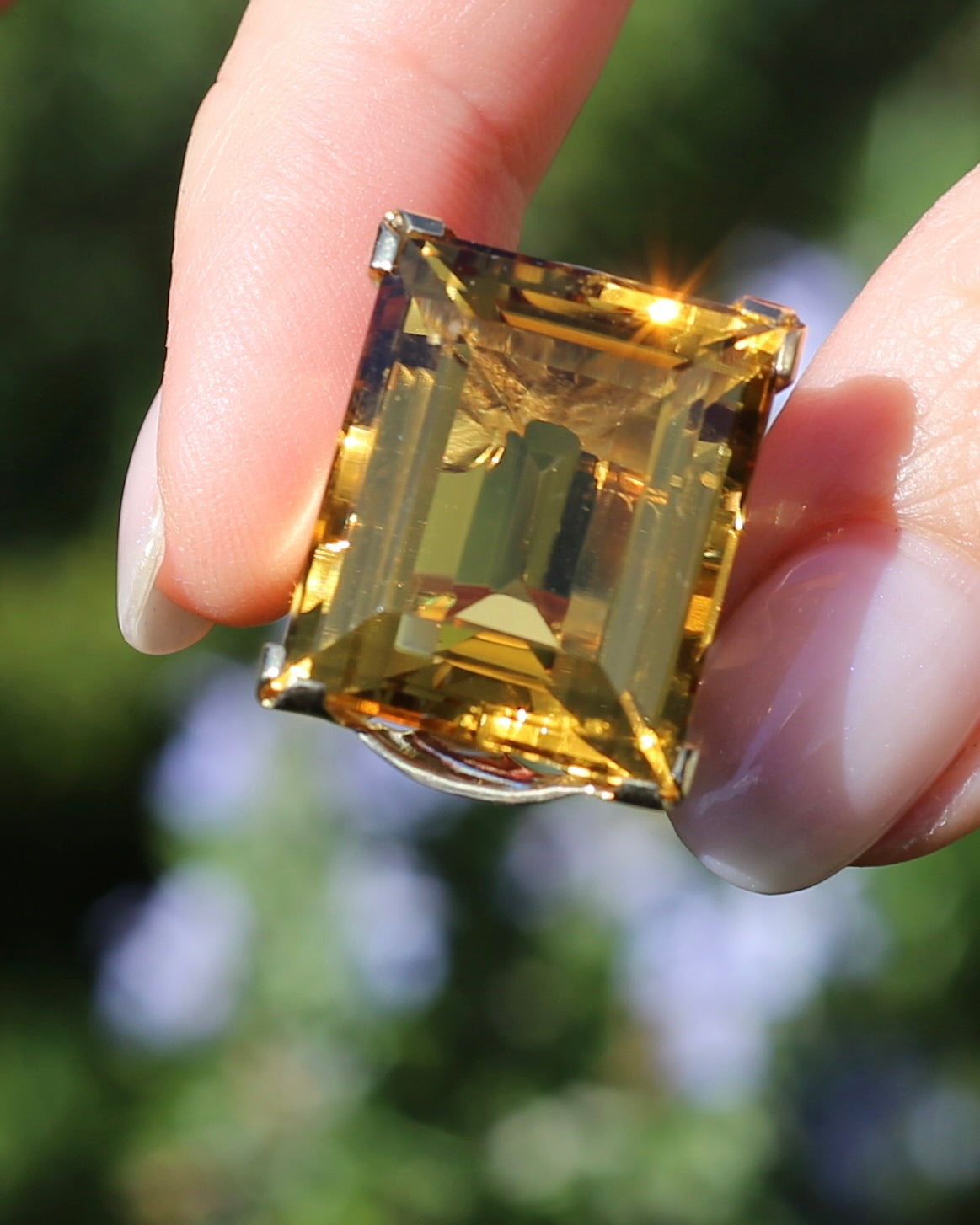 35ct Rectangular Step Cut Vivid Citrine in Chunky Vintage 9ct Yellow Gold Ring, size N1/2 or 7, 15.12g