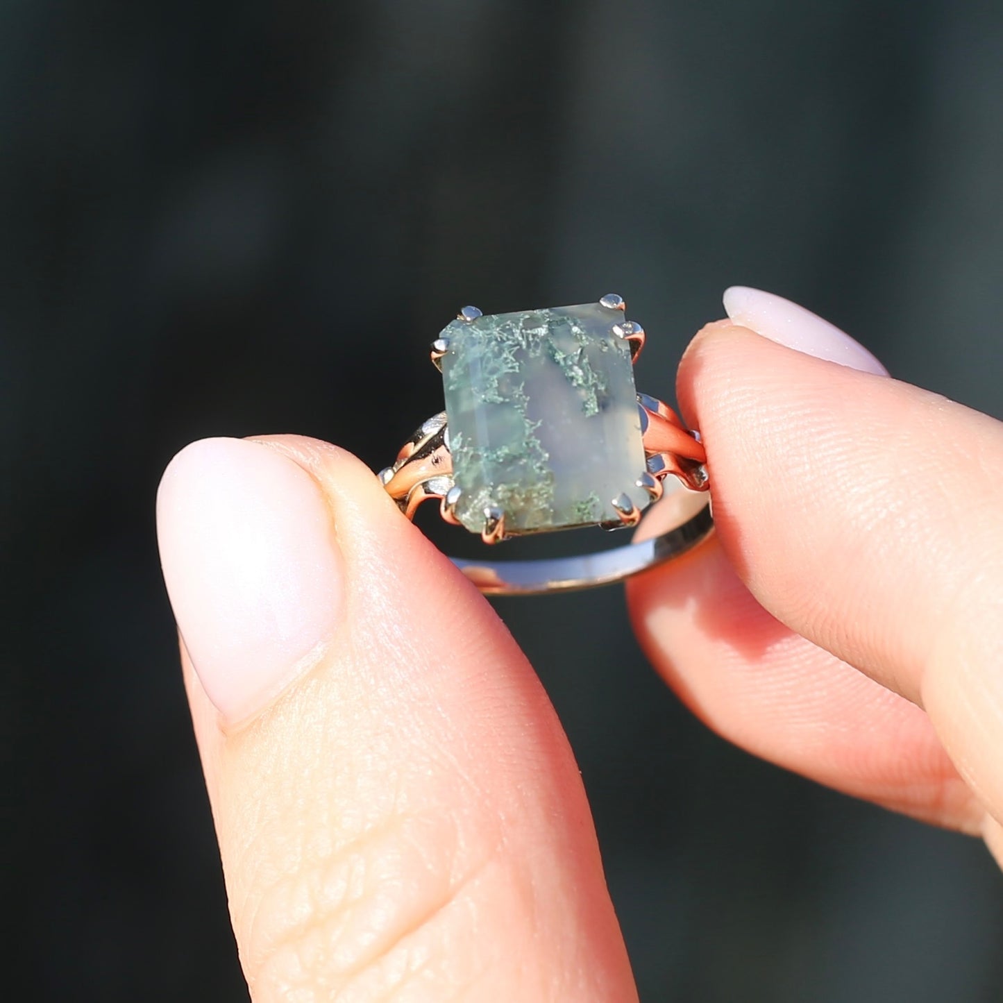 4.95ct Emerald Cut Moss Agate Ring with Fabulous Double Claws, 9ct Older Rosey Gold, size N1/2 or 6.75