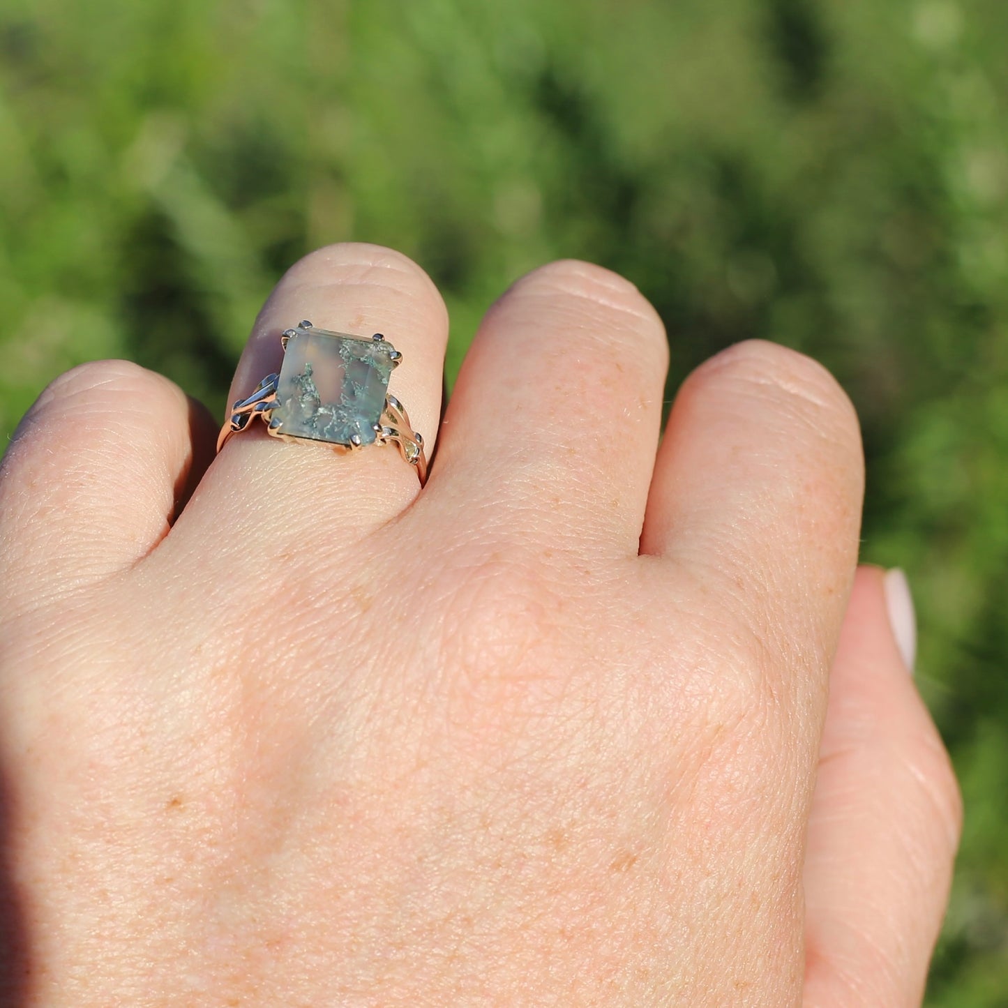 4.95ct Emerald Cut Moss Agate Ring with Fabulous Double Claws, 9ct Older Rosey Gold, size N1/2 or 6.75