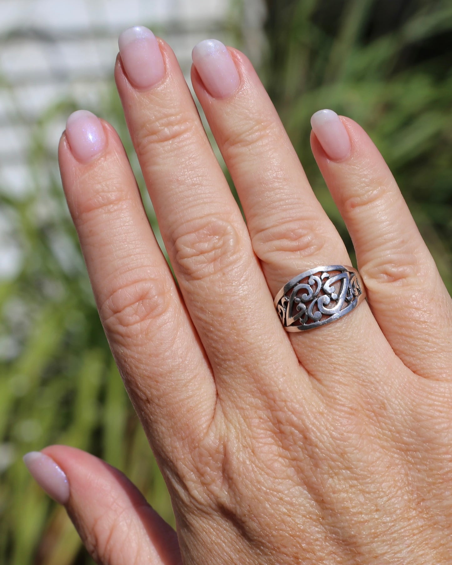 Hand Carved Flat Swirl J Ring, Sterling Silver, size R or 8.5 - fits more like a Q1/2 due to width, 3.78g