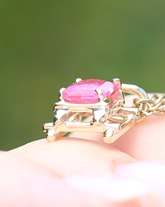 0.65ct pink tourmaline Handmade Pendant, 9ct Yellow Gold, 1.11g