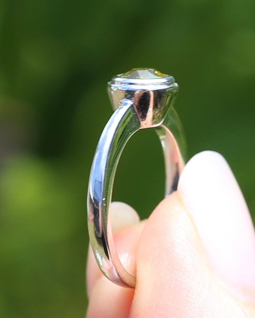 Old Cut Yellow Sapphire in 18ct White Gold Bezel Set Ring, 18ct Yellow Gold, size L or just under 5.75 , 4.48g, with valuation