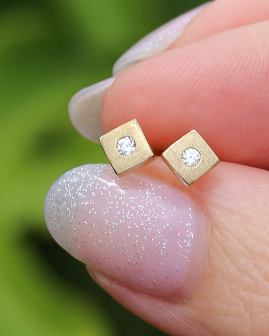 Vintage Brushed Gold Square Studs with Glass Stones, 8ct Yellow Gold, 0.89g