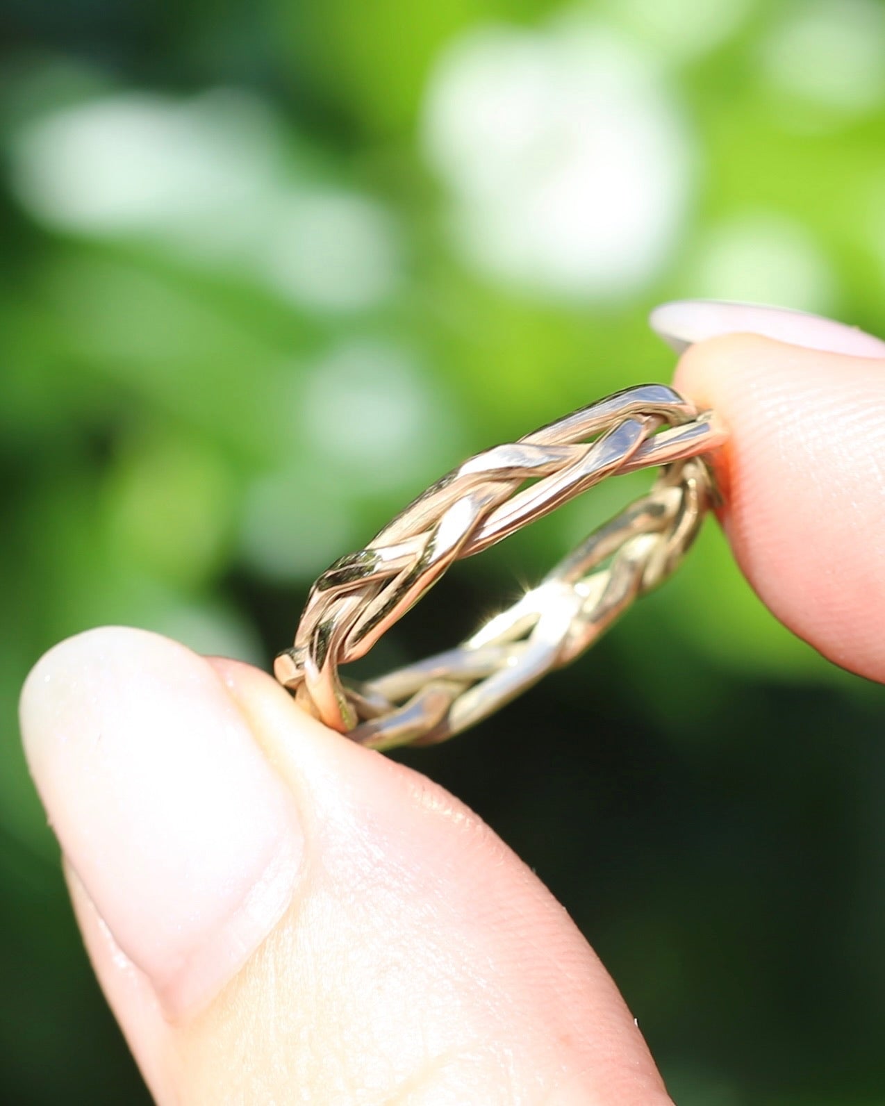 Reclaimed 9ct Yellow Gold Plaited Band, size 8.75 or just over R