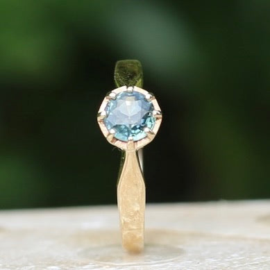 Seafoam Sapphire Solitaire in 8 Claw Setting, 9ct Yellow Gold, size L or just under 5.5