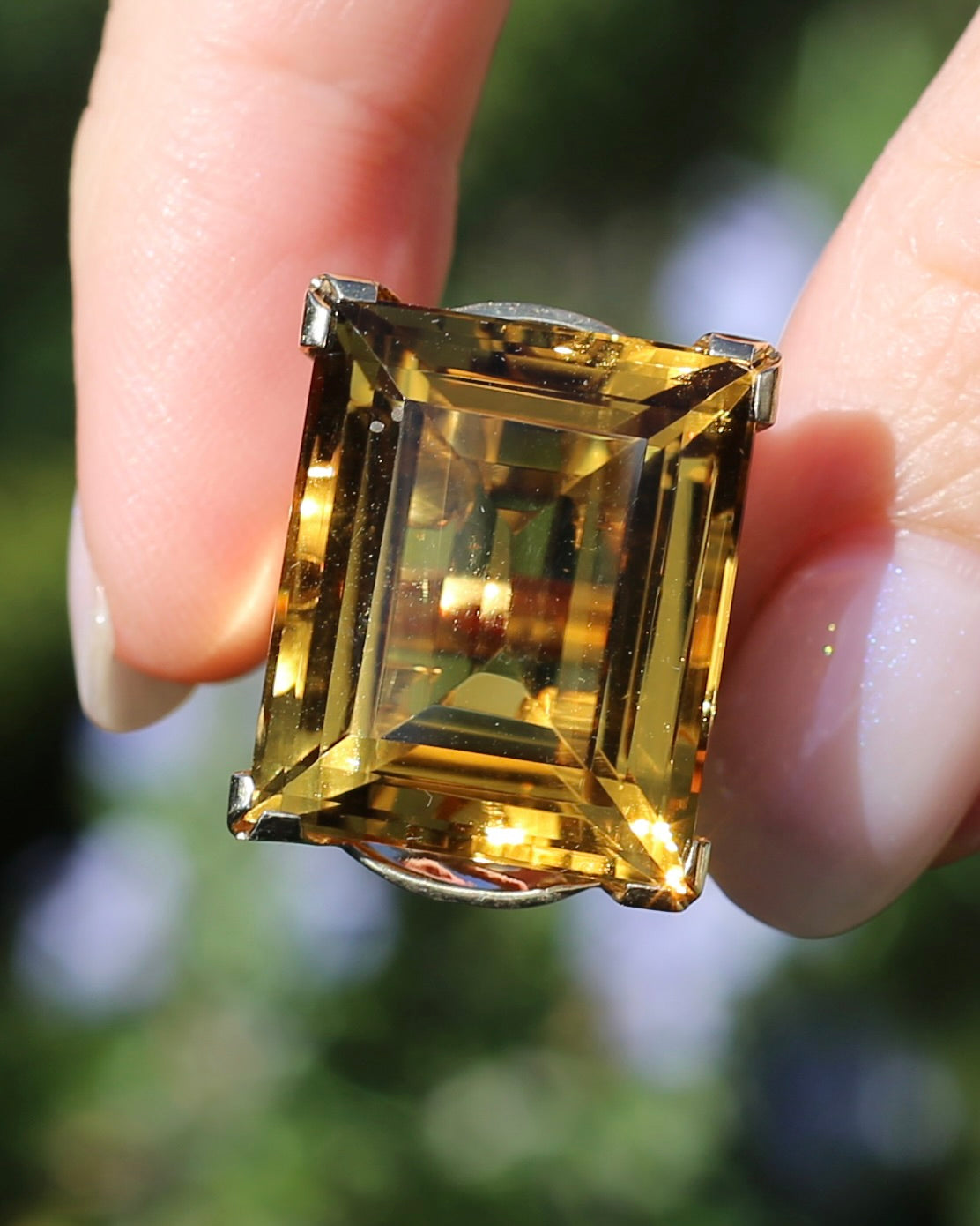 35ct Rectangular Step Cut Vivid Citrine in Chunky Vintage 9ct Yellow Gold Ring, size N1/2 or 7, 15.12g